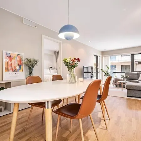 Moderne I Sentrum Lägenhet *