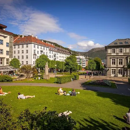 Moderne I Sentrum Lägenhet